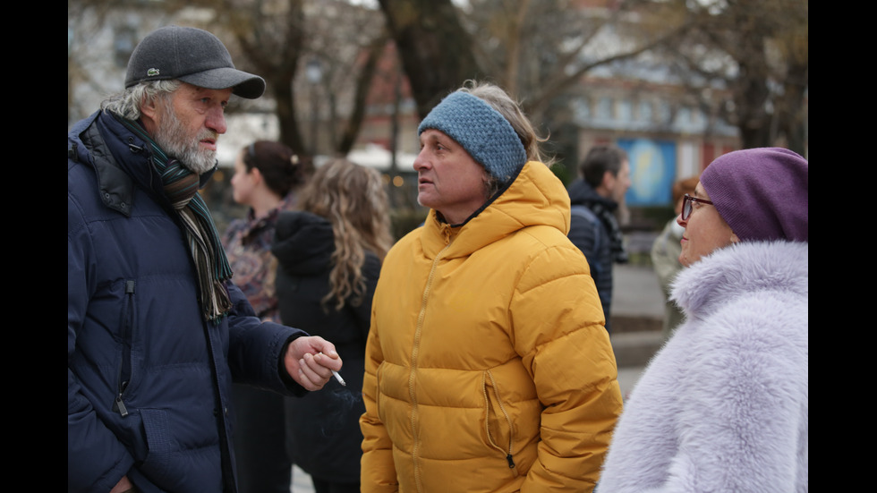 Протест в подкрепа на Александър Морфов пред Народния театър