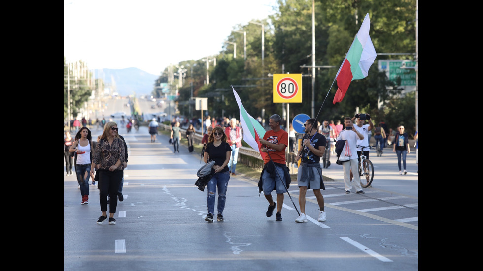 Митинг-концерт променя движението на градския транспорт в София