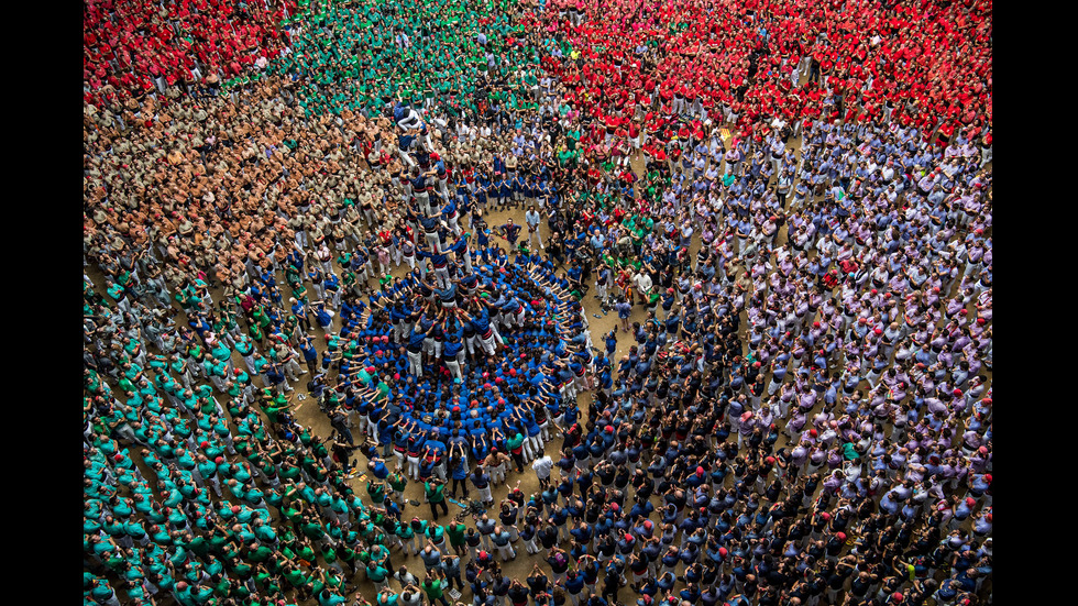 Кули от хора в Испания