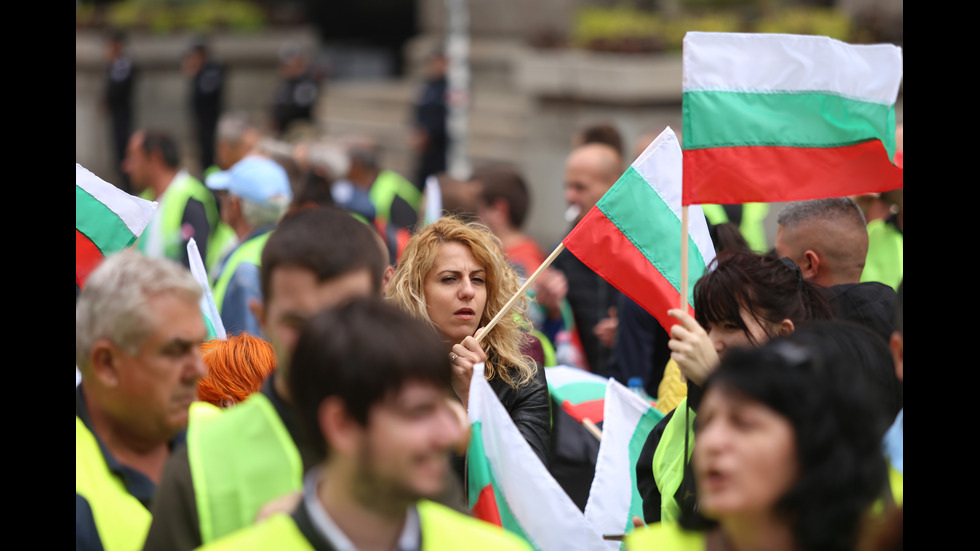 Протести и блокади парализираха София и други големи градове