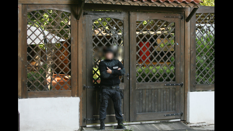 Претърсват офиси на фирми в София по разследване за пране на пари
