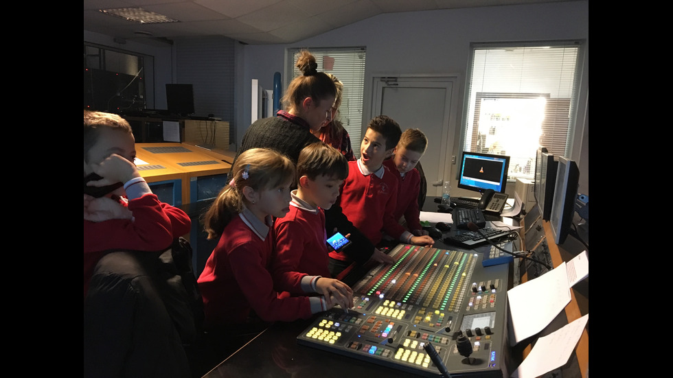 Ученици от ЧСУ "Дружба“ на посещение в NOVA