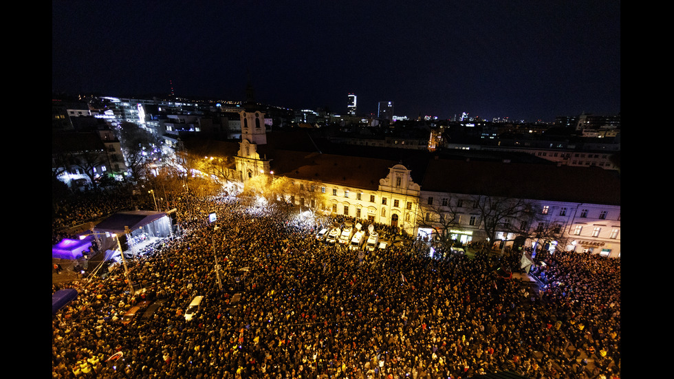 Хиляди почетоха паметта на журналиста Ян Куциак в Словакия