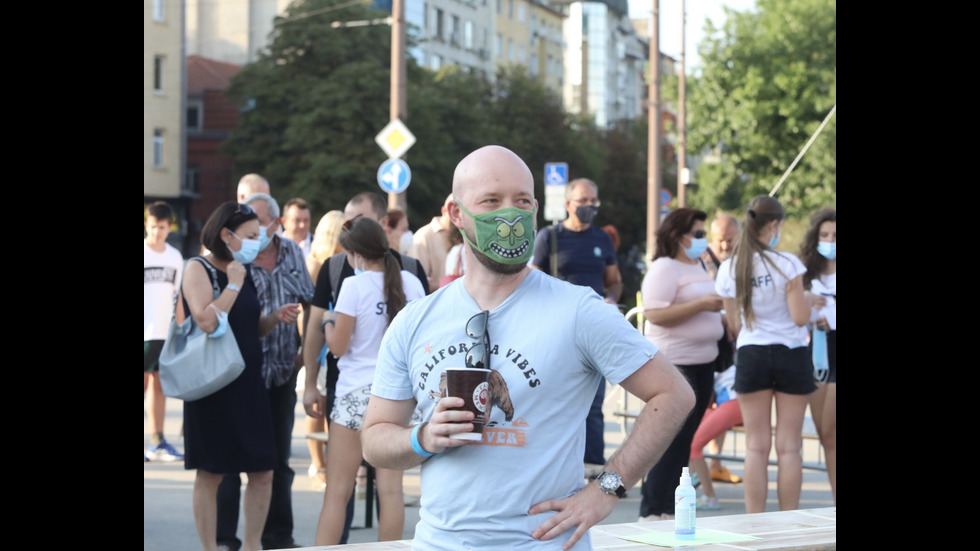 Опит за рекорд по чукане на дърво