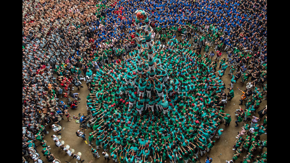 Кули от хора в Испания