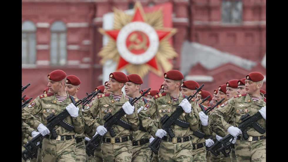 Военен парад в Москва за Деня на победата