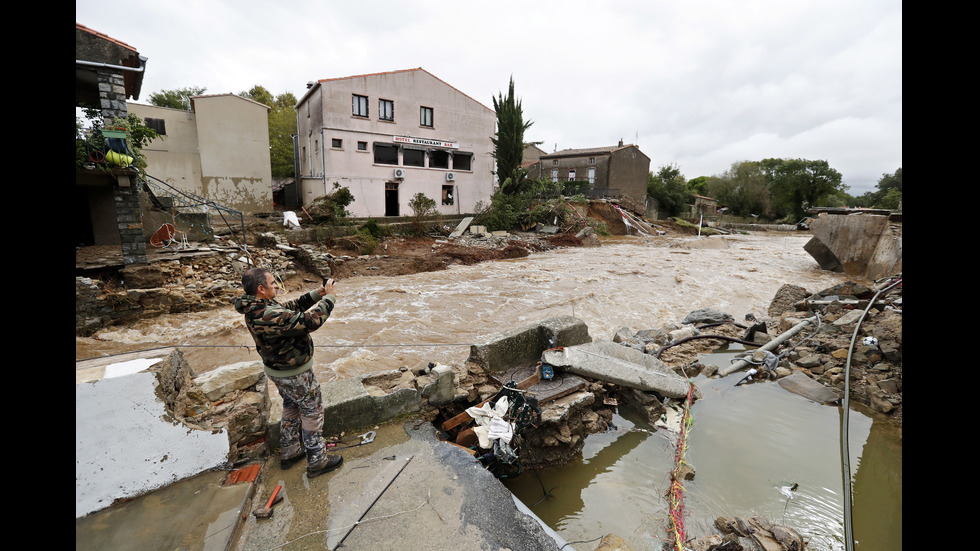 Южна Франция под вода