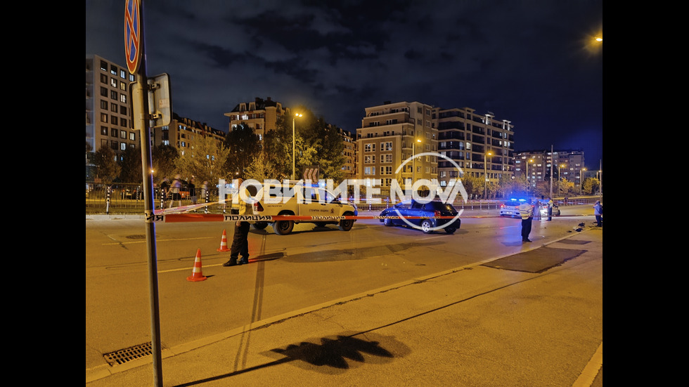 Дете беше ударено от кола на тротоар в София