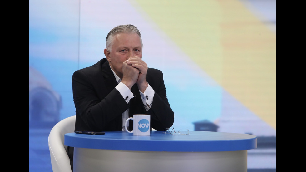 ЗАД КАДЪР: Изборното студио на NOVA