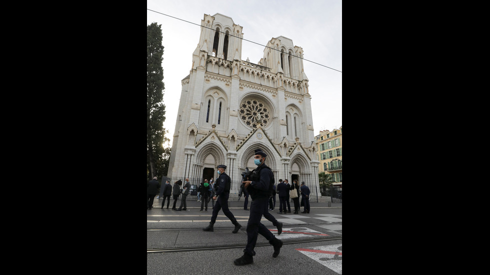 Атака с нож в църква в Ница