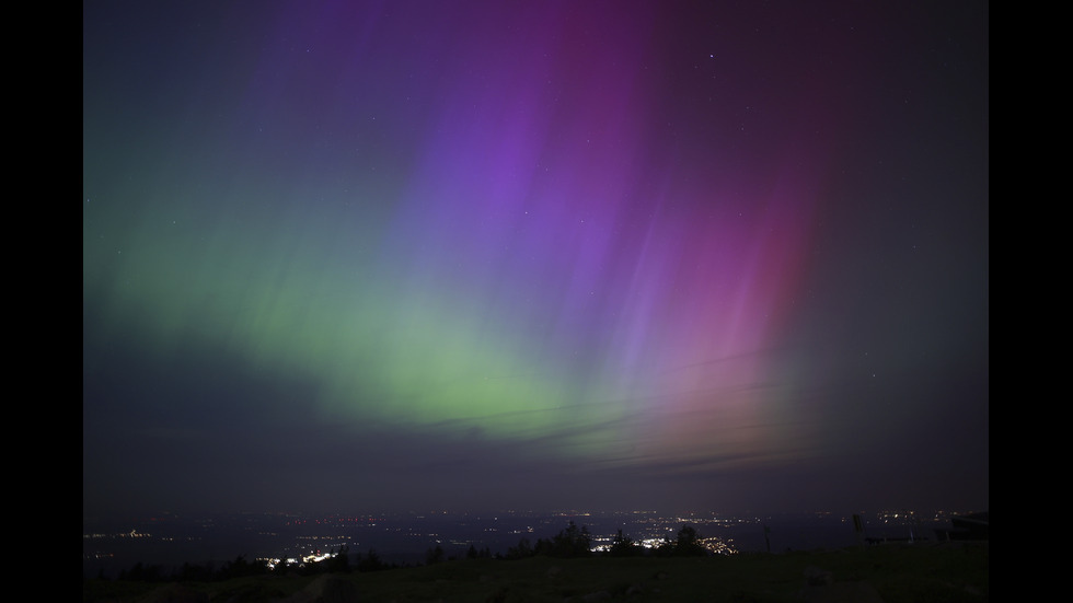 Aurora borealis - художникът на природата