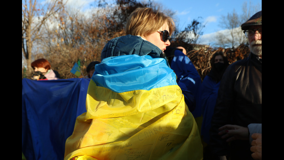 Протест пред руското посолство в София