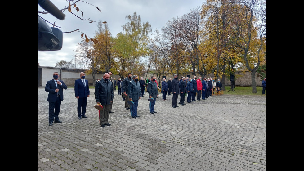 На Архангелова задушница се отдава почит и към българските воини