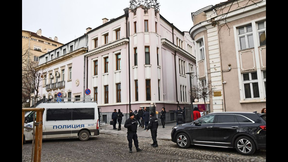 Спецакция в офиси на Васил Божков