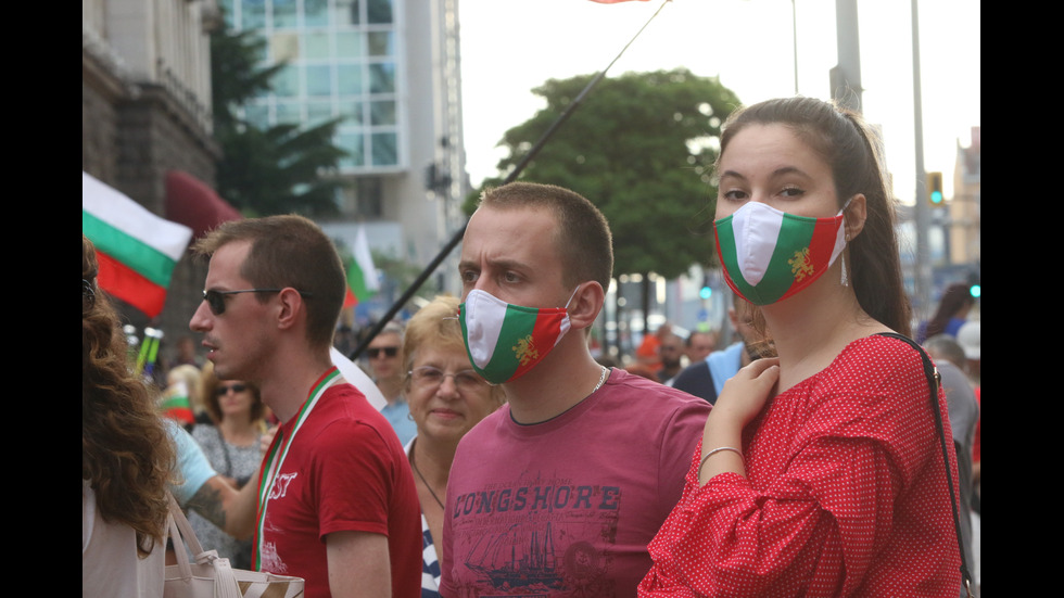 19-и ден на протести срещу властта в страната