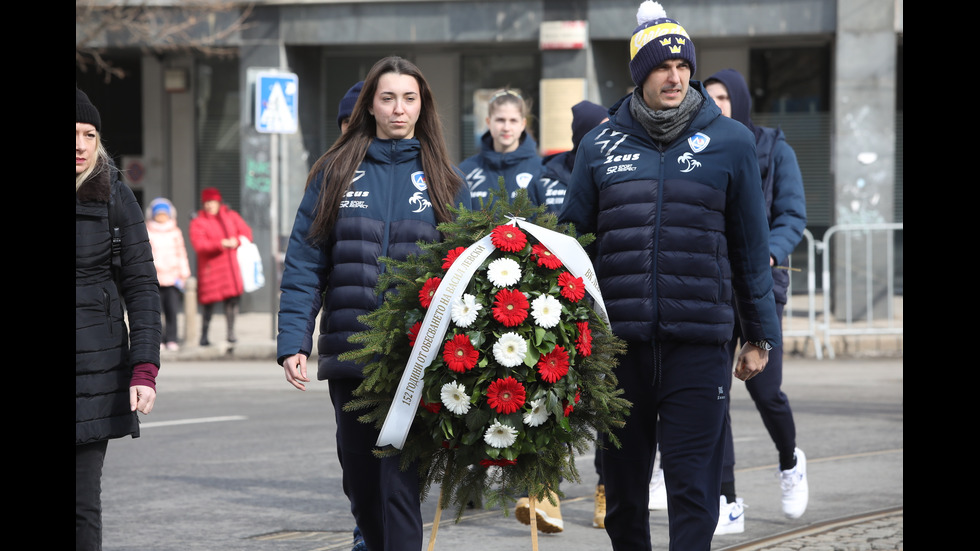 България прекланя глава пред паметта на Апостола на свободата