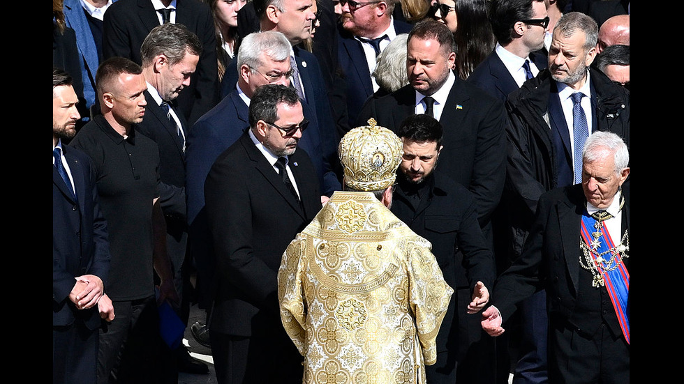 Последният земен път на папа Франциск: Светът се прощава със Светия отец