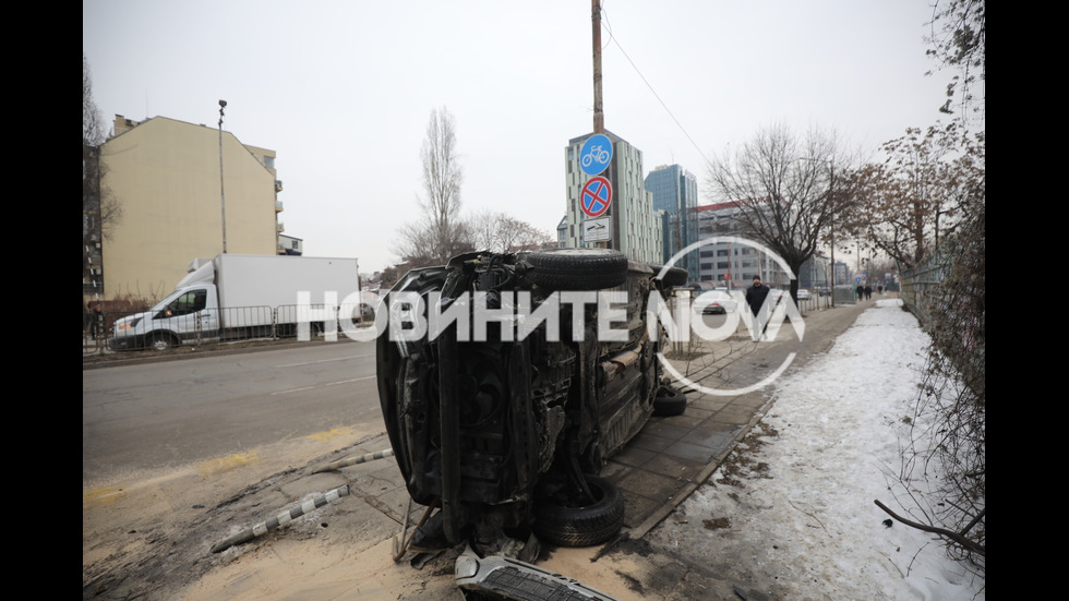 Тежка катастрофа в София след гонка с полицията