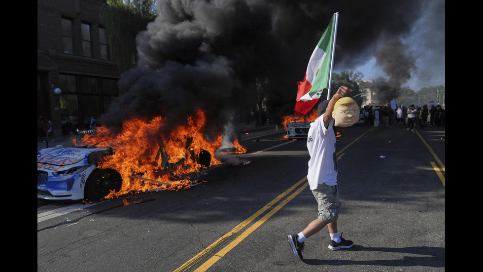 Сблъсъци между Гвардията и протестиращи в Лос Анджелис