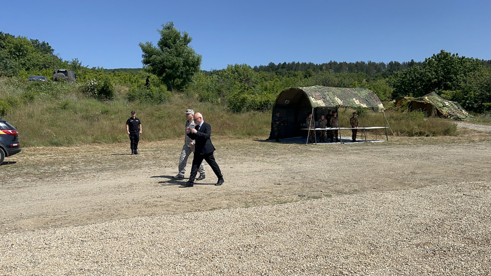 Първо по рода си учение на многонационалната бойна група на НАТО на полигона в Ново село