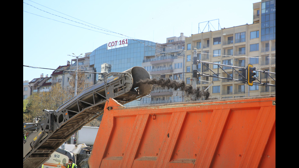 Започва третият етап от цялостната рехабилитация на бул. „България“