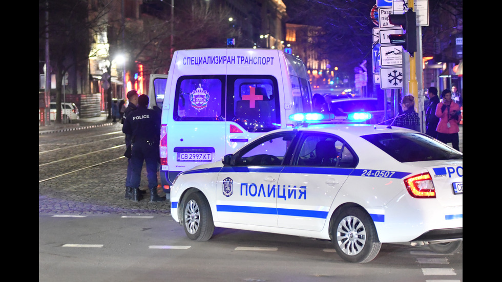 Катастрофира линейка, в която са били Ветко и Маринела Арабаджиева