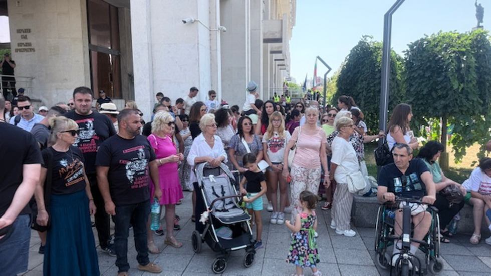 Протести след трагедията в "Слънчев бряг"