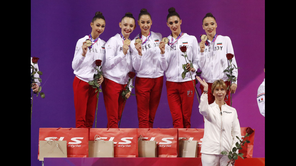 Златни медали за ансамбъла и Стилияна Николова на Световното по художествена гимнастика