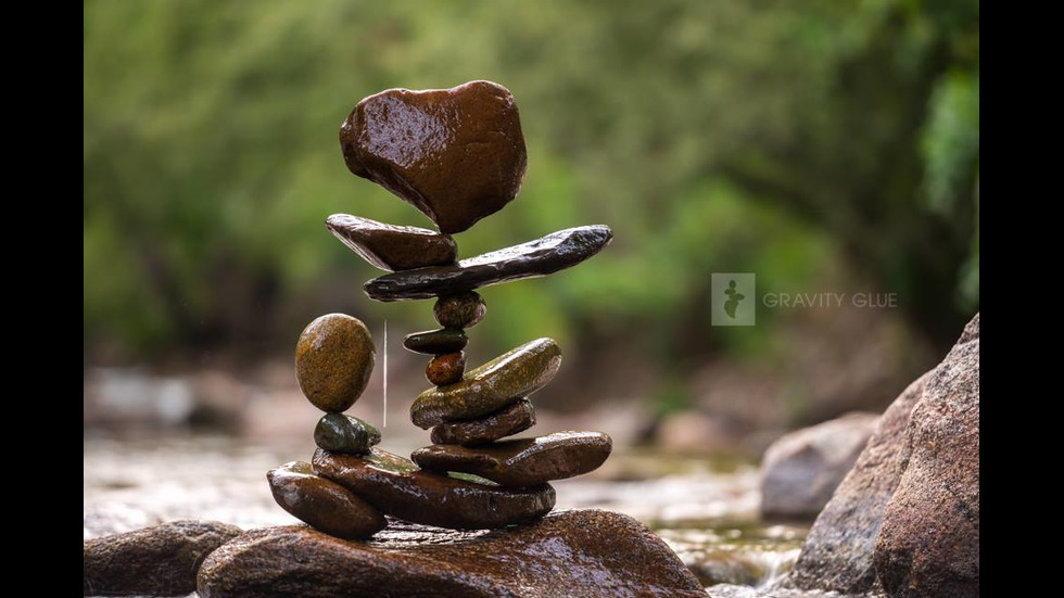 Камъните, които преодоляват гравитацията