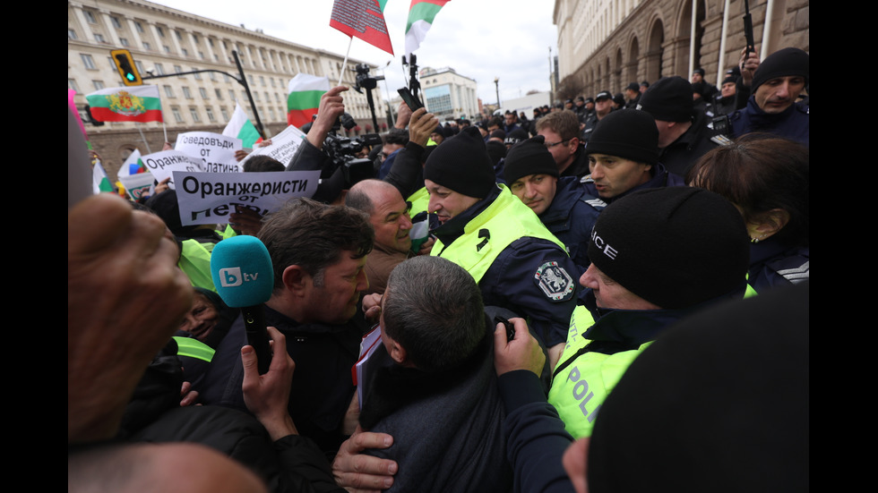 Въпреки меморандума: Част от земеделците продължават с протестите