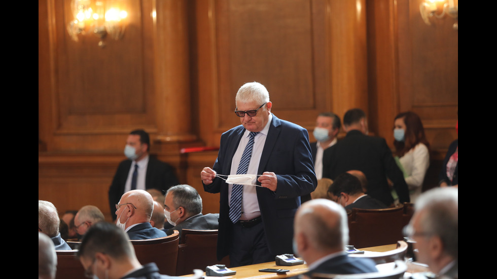 Антиправителствените протести минават в нова фаза