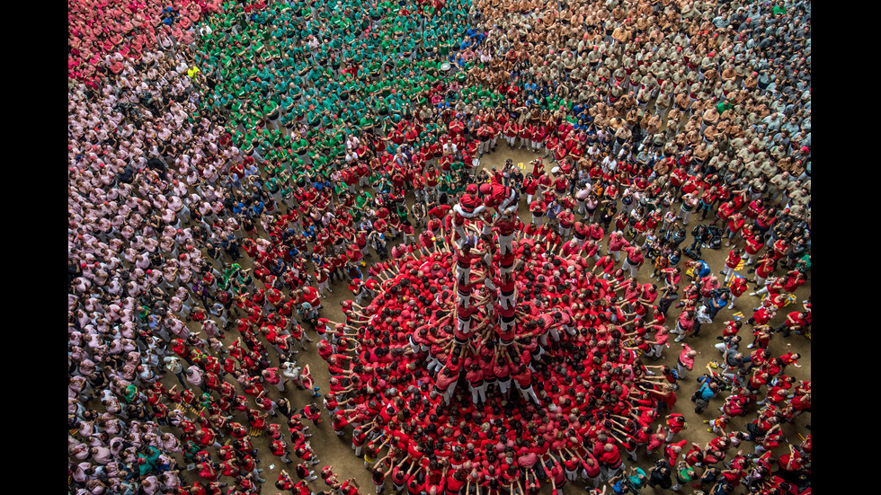 Кули от хора в Испания