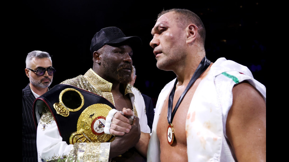 Кобрата срещу Чисора в мач за интернационалната титла на WBA