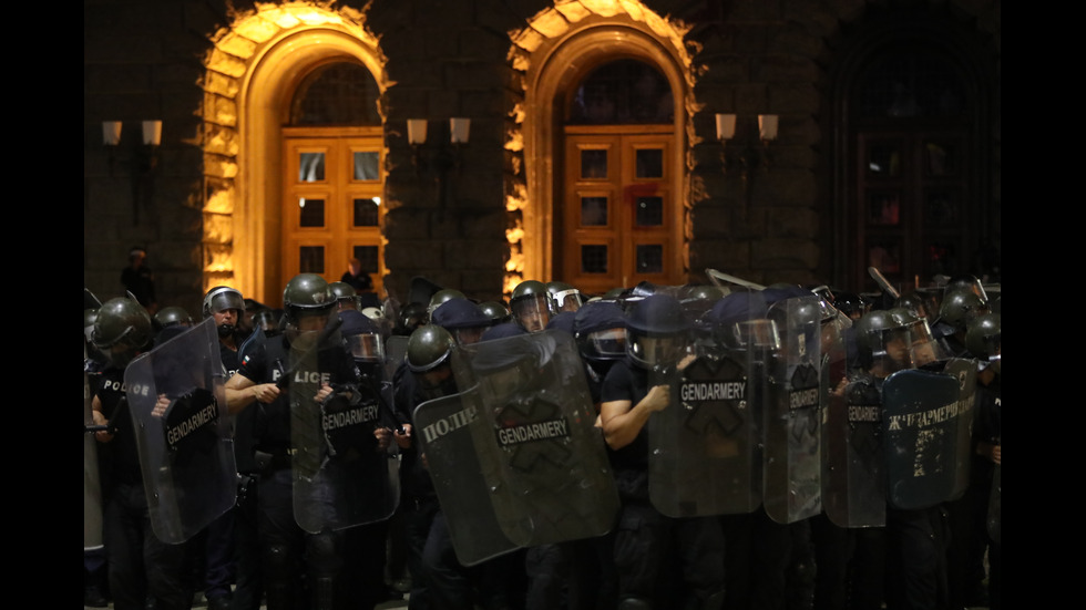 Нова вечер на протести в София