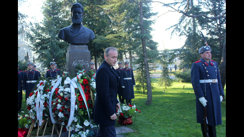 България чества 170 години от рождението на Христо Ботев