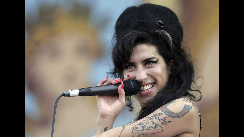 Животът на Ейми Уайнхаус в снимки