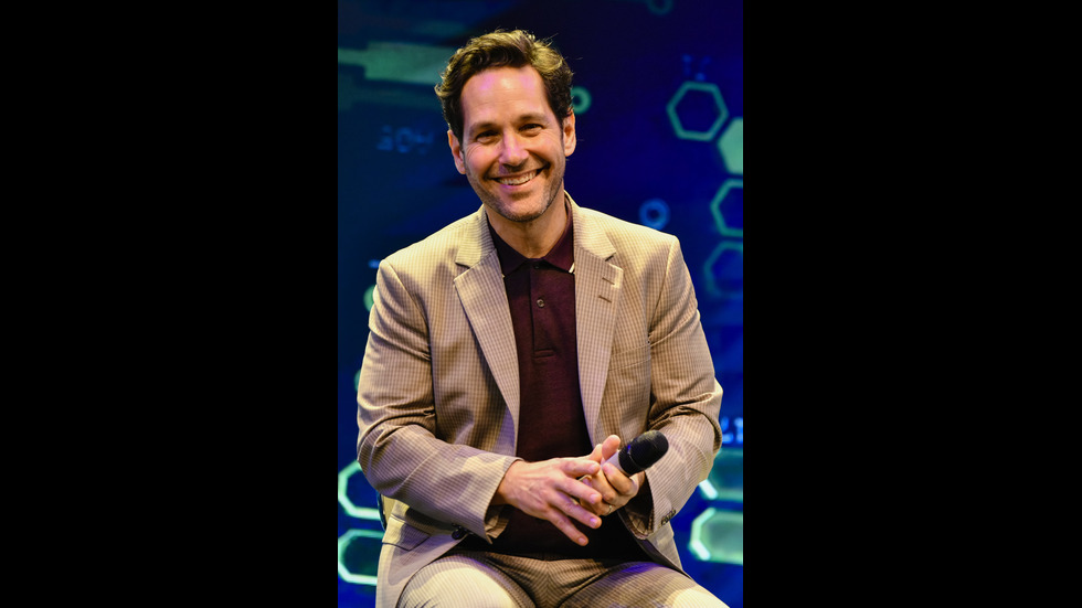 ЧАР И ХАРИЗМА: Кой грабна титлата най-сексапилен мъж за 2021 г.