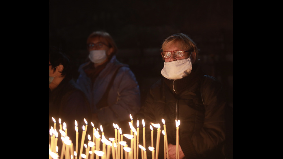Освещаване на меда в църквата „Преображение Господне” в Благоевград