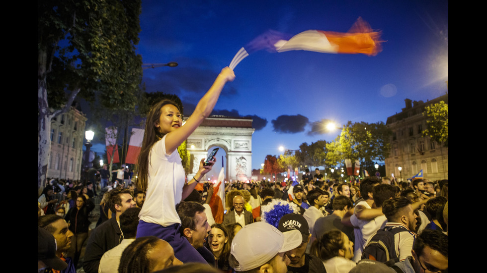 Франция празнува класирането на финала на Световното