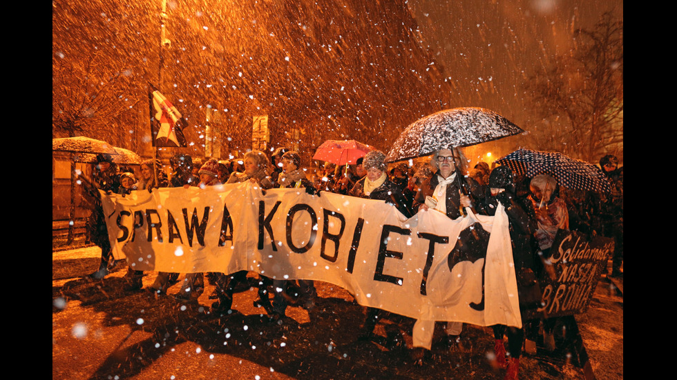Протести в Полша в защита на правото на жените на аборт