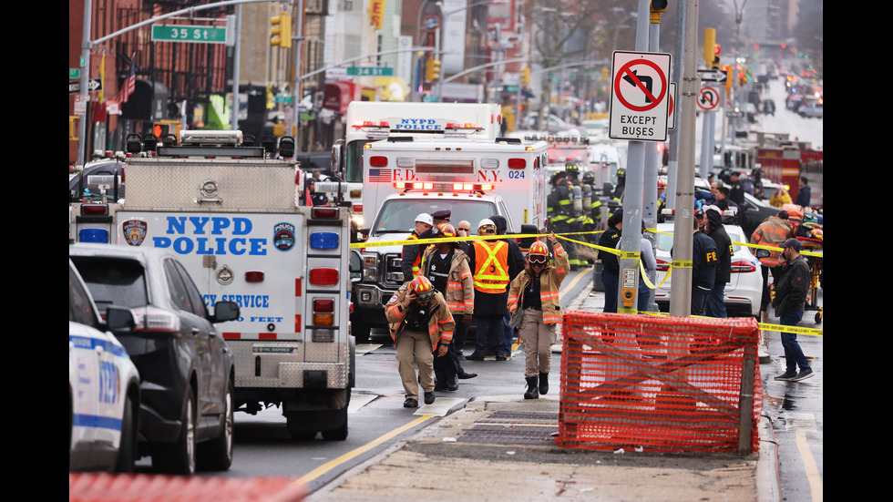 Стрелба в метрото в Ню Йорк, има ранени