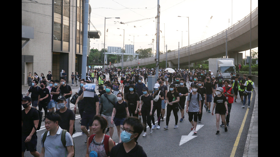 Два нови митинга в Хонконг след сблъсъците с полицията