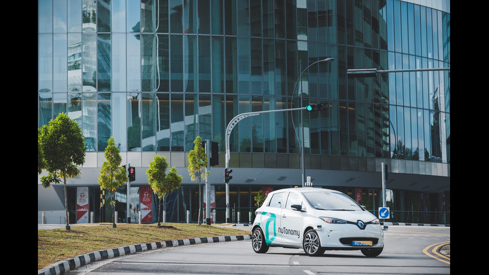 Как изглеждат първите безпилотни таксита?