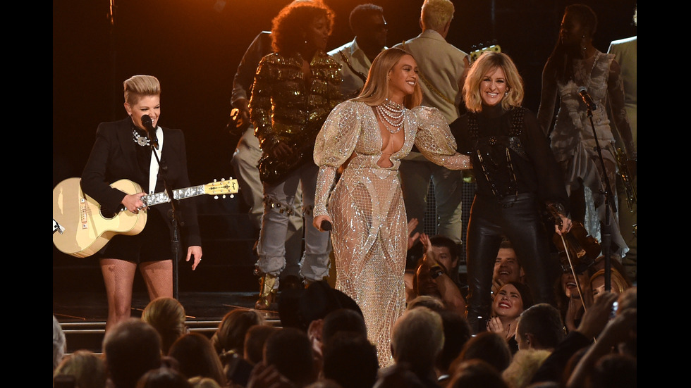 Бионсе - голямата изненада на американските кънтри награди