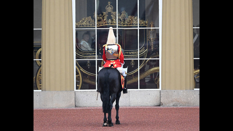 КРАЛЯТ: Коронацията на Чарлз III