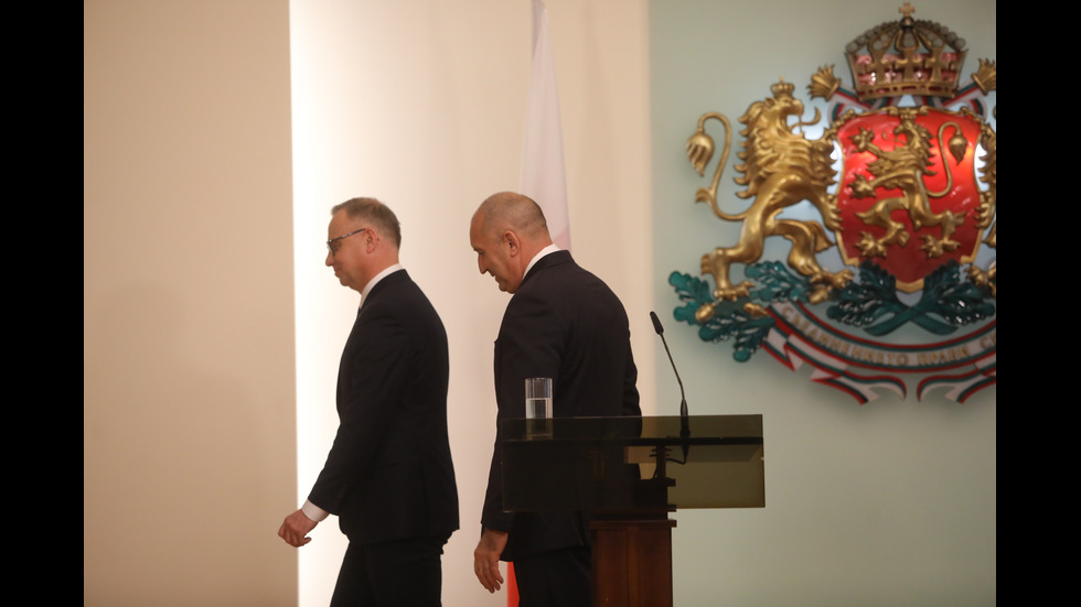 Президентът на Полша пристигна у нас