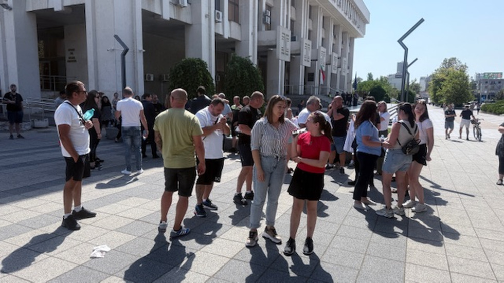 Протести след трагедията в "Слънчев бряг"