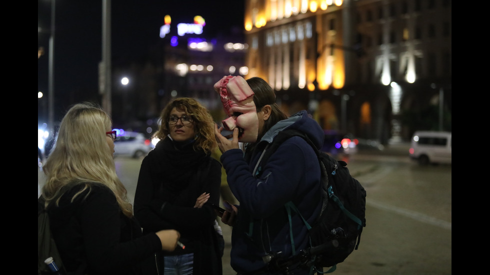 Без напрежение премина 98-мият ден на антиправителствени протести