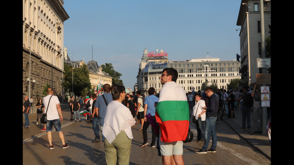 16-и ден на антиправителствен протест