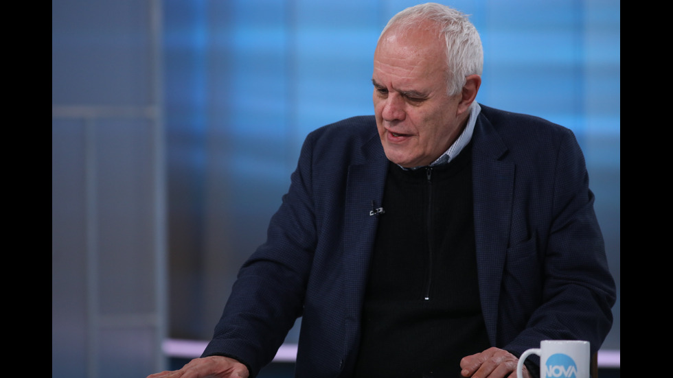 ЗАД КАДЪР: Изборният ден по NOVA В СНИМКИ